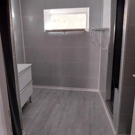 Appartement Coursan Apartment